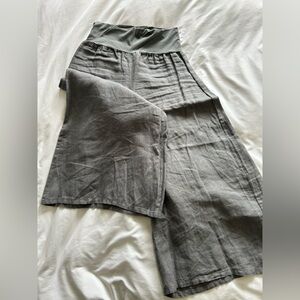 Bryan Walker, grey linen pants